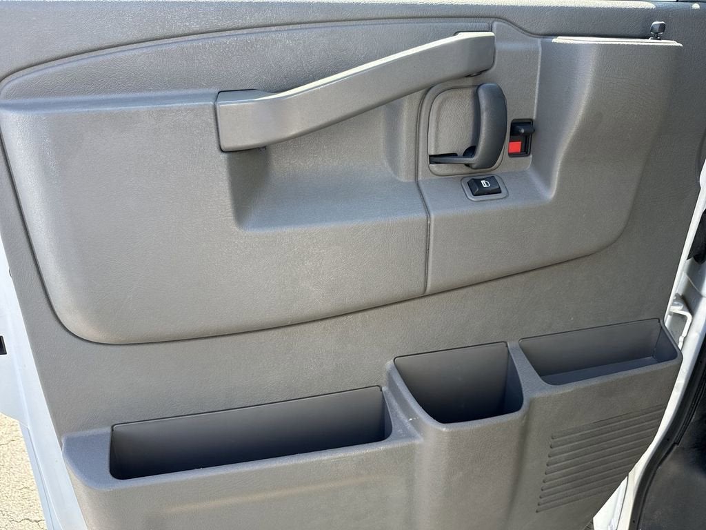 2024 GMC Savana Cargo 2500 Work Van