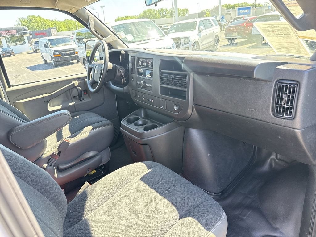 2024 GMC Savana Cargo 2500 Work Van