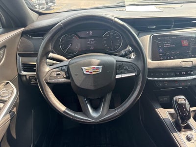 2023 Cadillac XT4 Premium Luxury