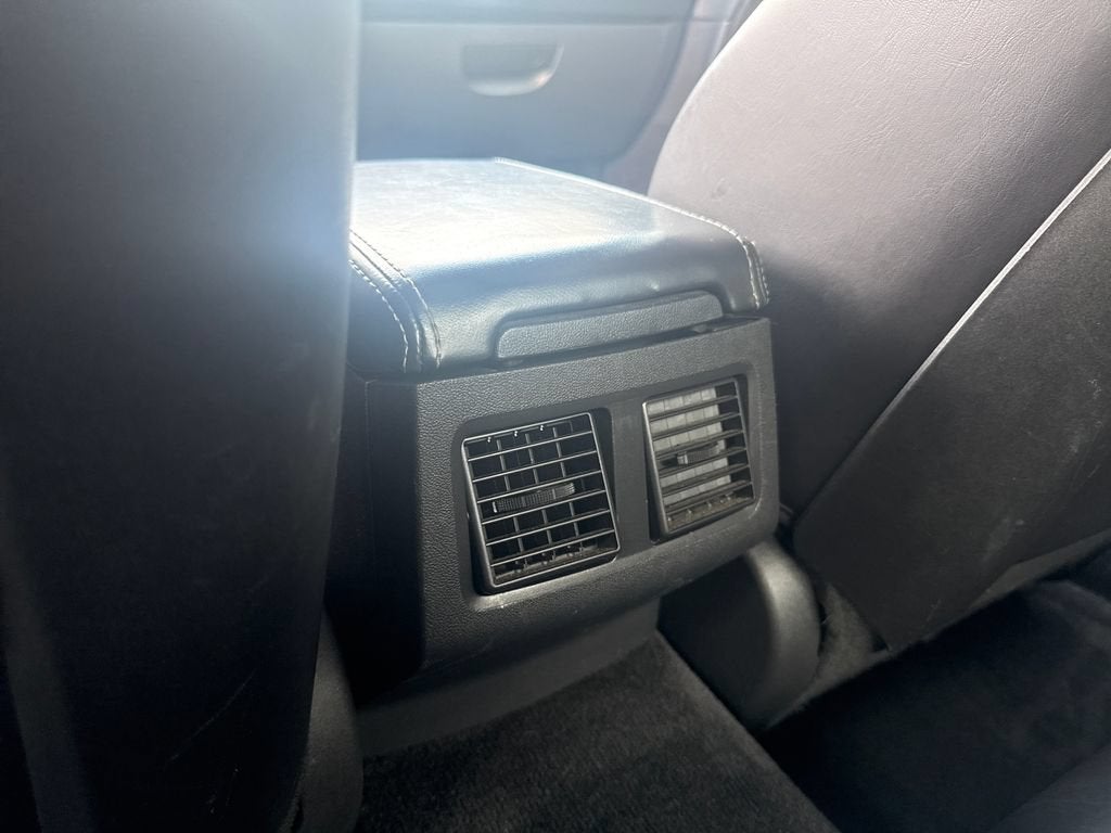 2011 Dodge Challenger BASE