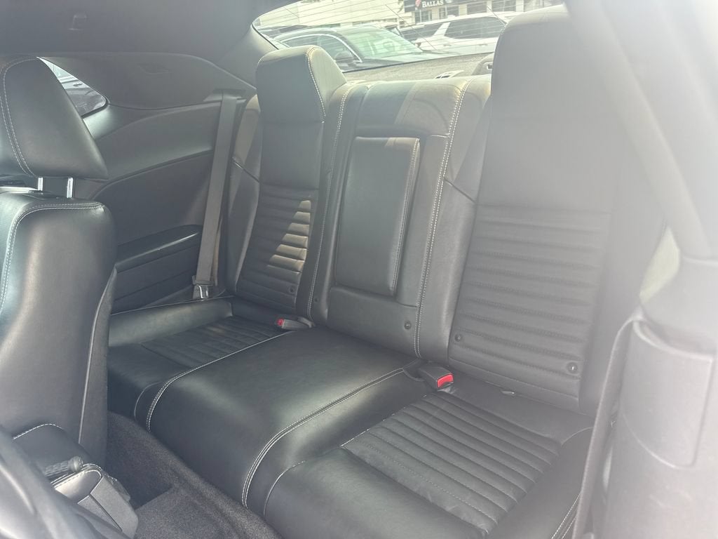 2011 Dodge Challenger BASE