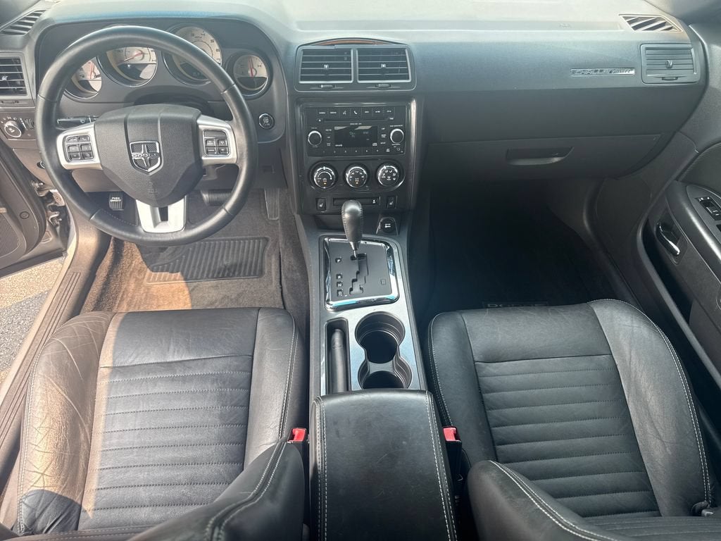 2011 Dodge Challenger BASE