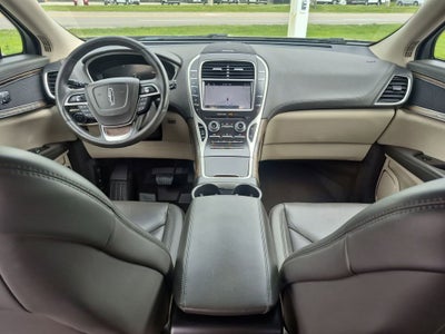 2019 Lincoln Nautilus Select