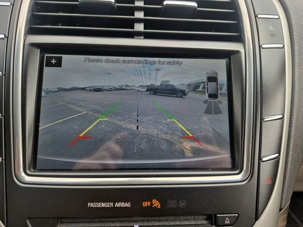 2019 Lincoln Nautilus Select