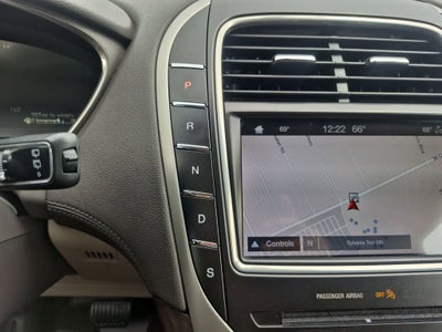 2019 Lincoln Nautilus Select