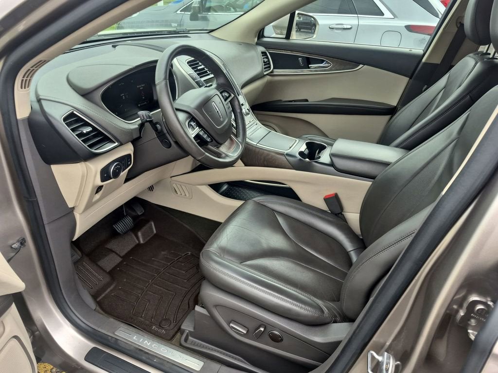2019 Lincoln Nautilus Select