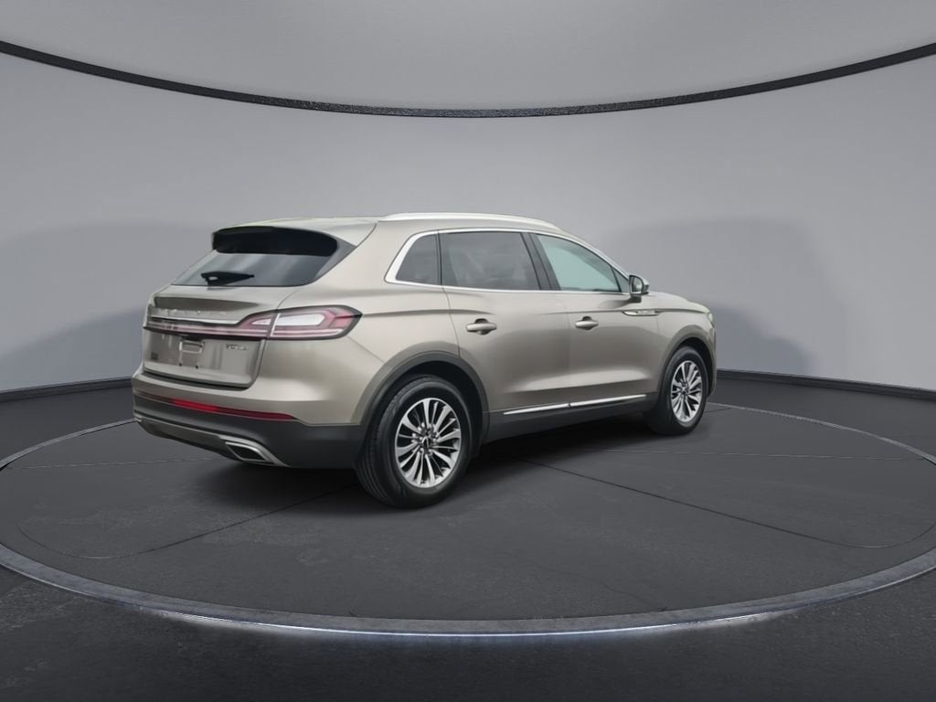 2019 Lincoln Nautilus Select