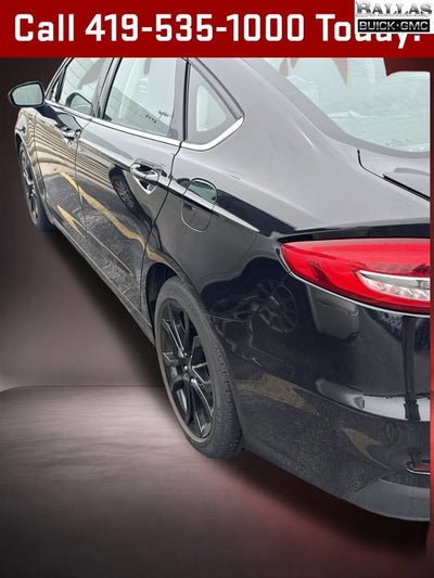 2020 Ford Fusion SE