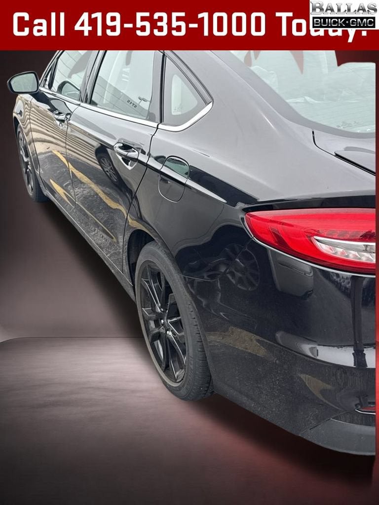 2020 Ford Fusion SE