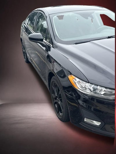 2020 Ford Fusion SE
