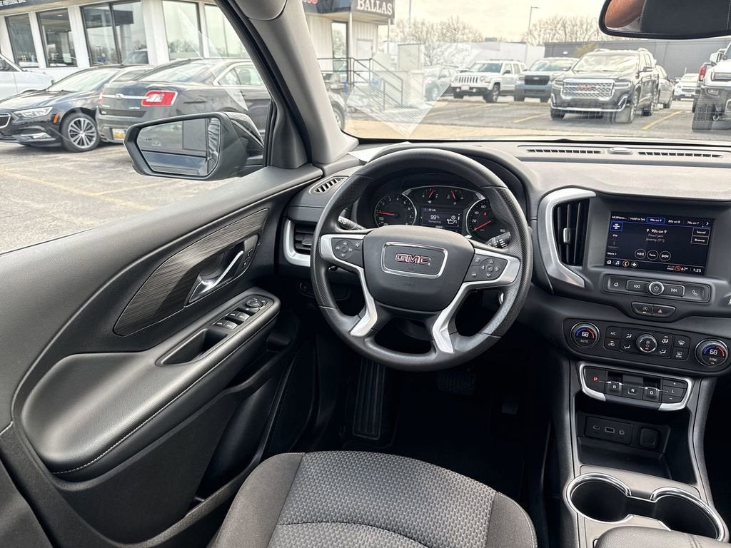 2024 GMC Terrain SLE