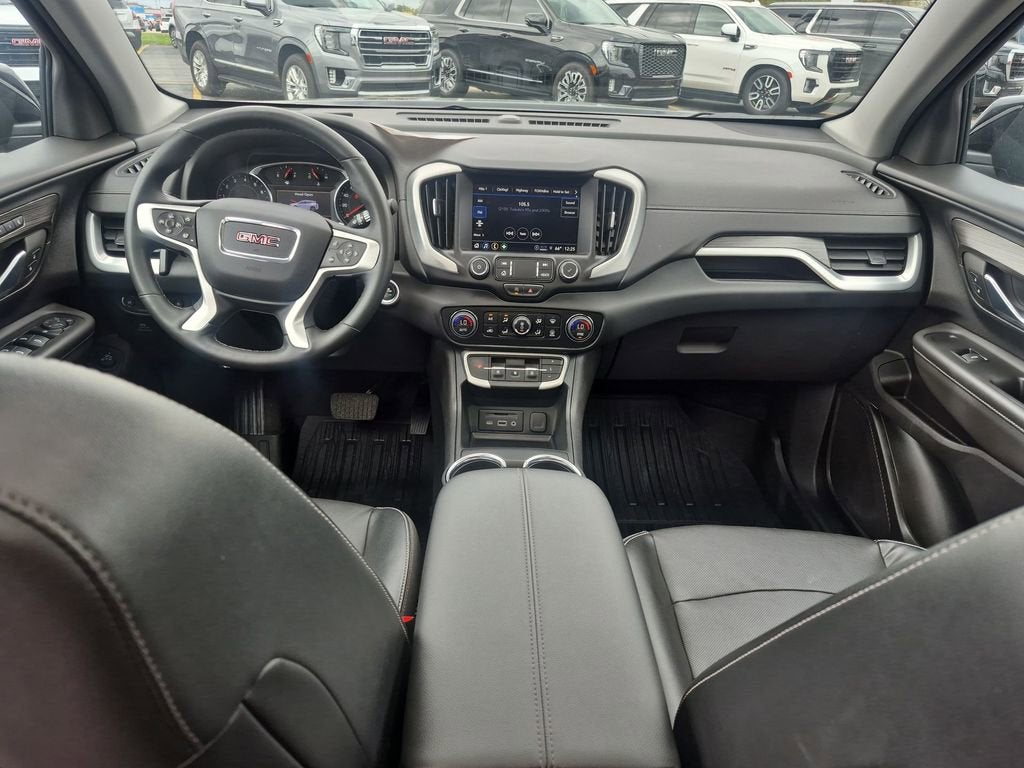 2023 GMC Terrain SLT
