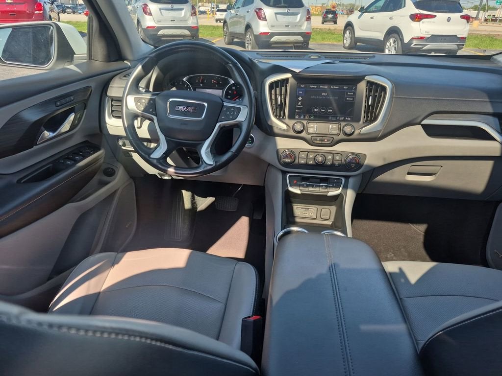 2022 GMC Terrain SLT