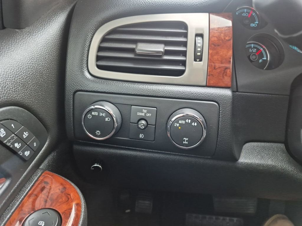 2012 Chevrolet Avalanche LTZ