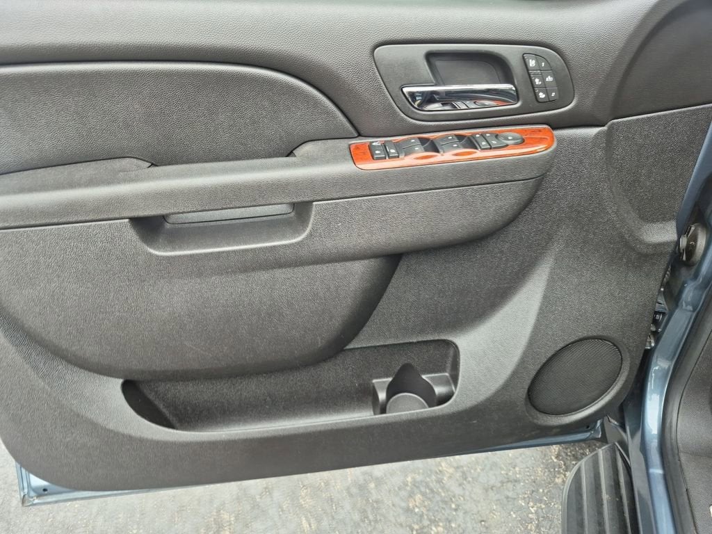 2012 Chevrolet Avalanche LTZ
