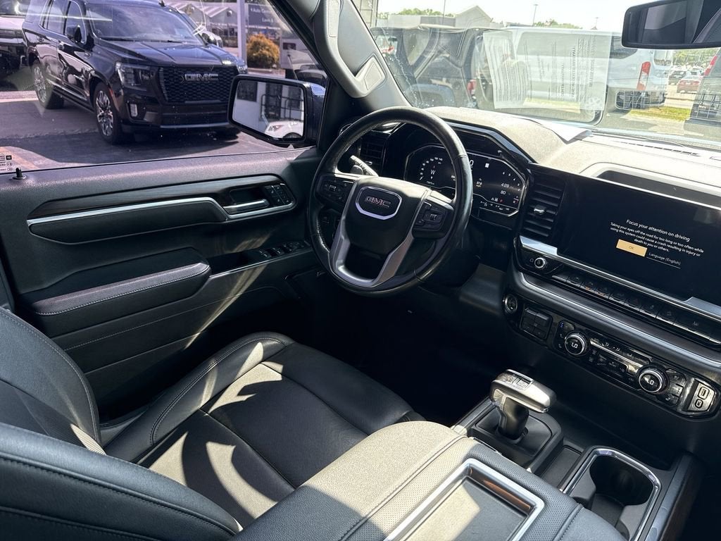 2022 GMC Sierra 1500 SLT