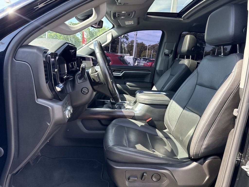 2022 GMC Sierra 1500 SLT