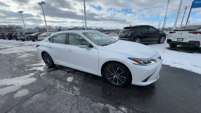 2022 Lexus ES 300h ES 300h