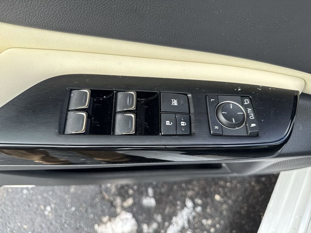 2022 Lexus ES 300h ES 300h