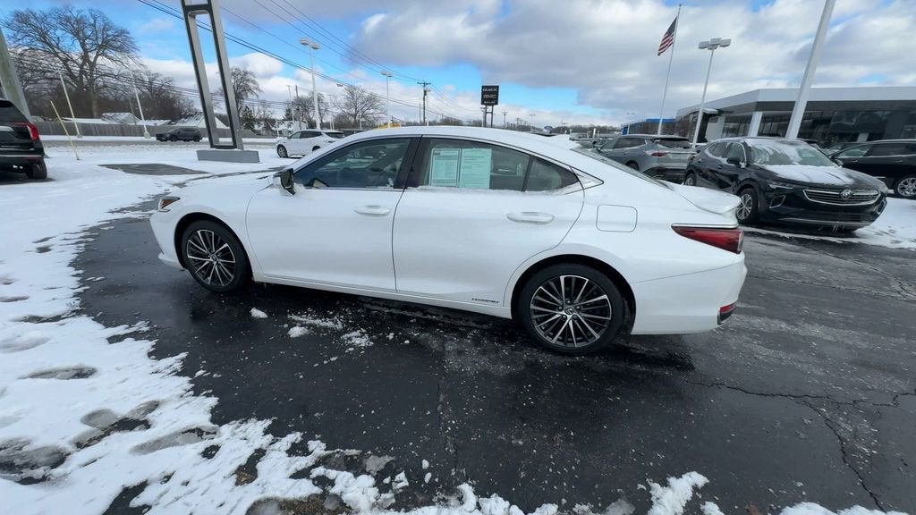 2022 Lexus ES 300h ES 300h