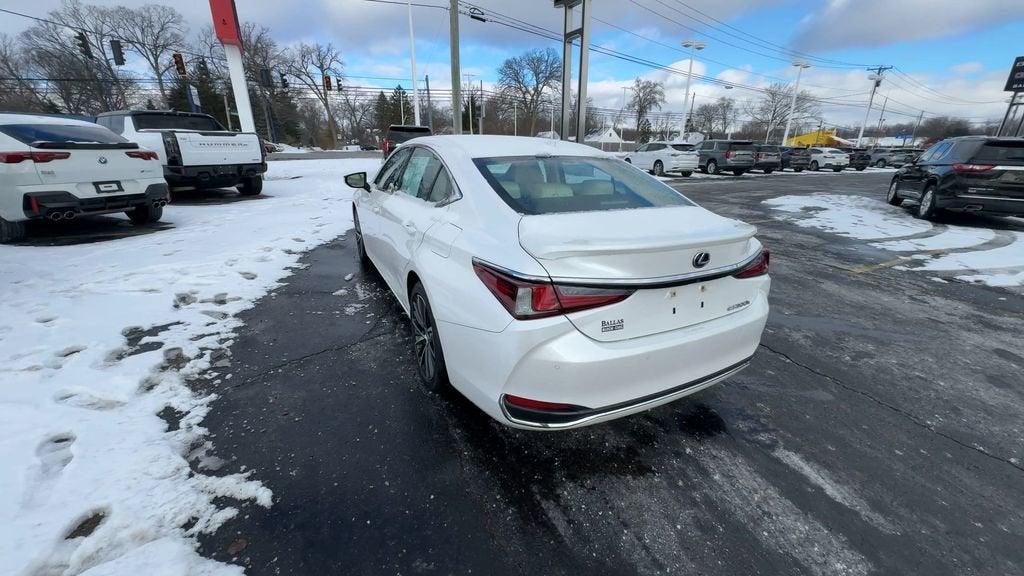 2022 Lexus ES 300h ES 300h