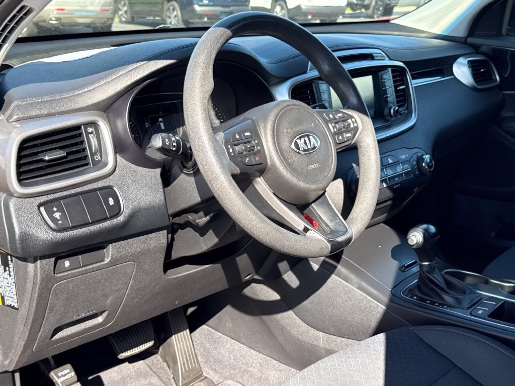 2018 Kia Sorento LX - Photo 15