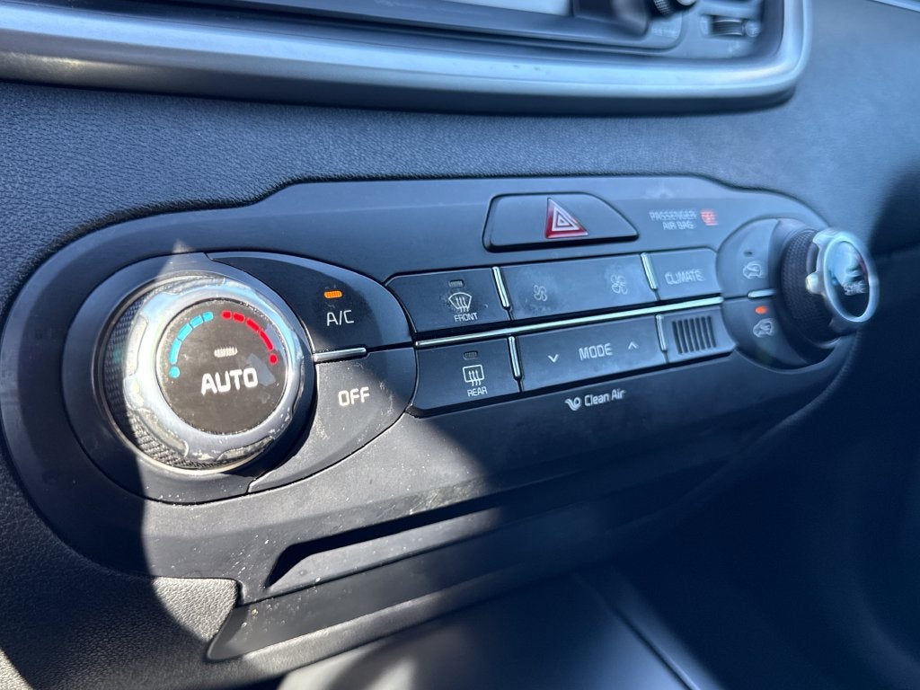 2018 Kia Sorento LX - Photo 22