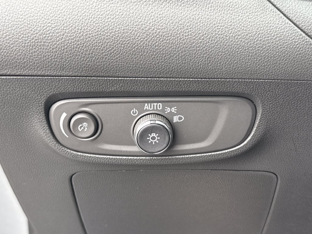 2024 Buick Encore GX Sport Touring - Photo 17