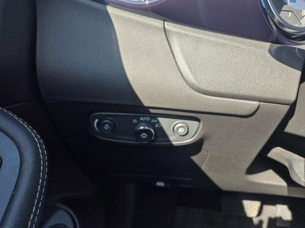 2022 Buick Encore GX Select