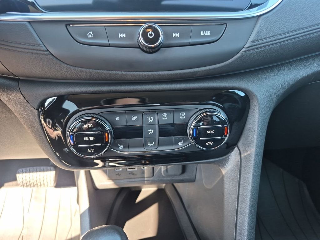2022 Buick Encore GX Select