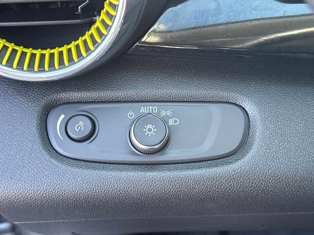 2024 Chevrolet Trax Activ - Photo 16