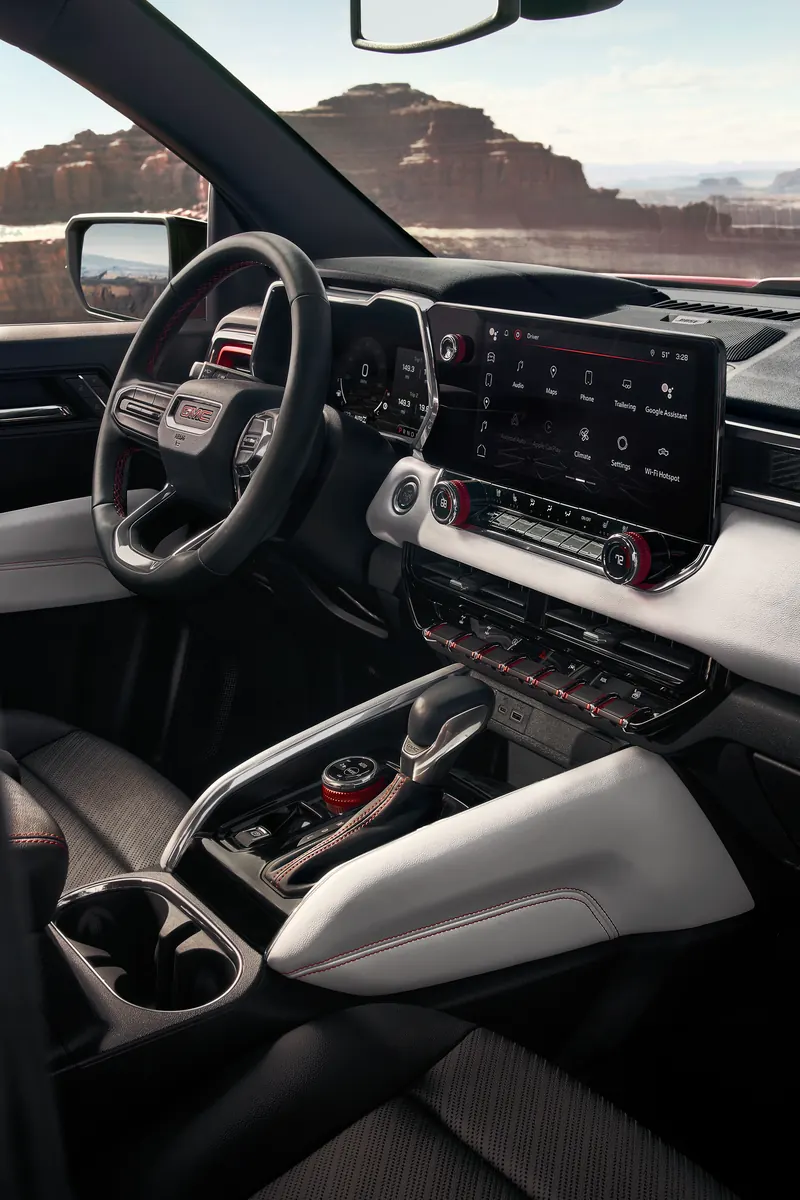 2026 GMC Canyon infotainment system at Ballas Buick GMC in TOLEDO OH